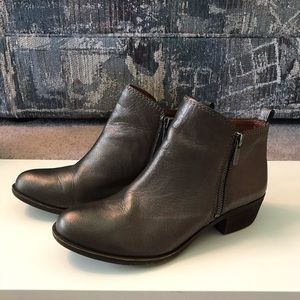 Lucky Brand - Basel Ankle Booties in Pewter